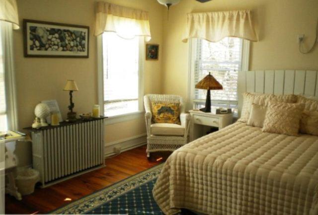 The Stirling House Waterfront Inn Greenport Eksteriør billede