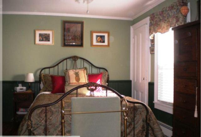 The Stirling House Waterfront Inn Greenport Eksteriør billede